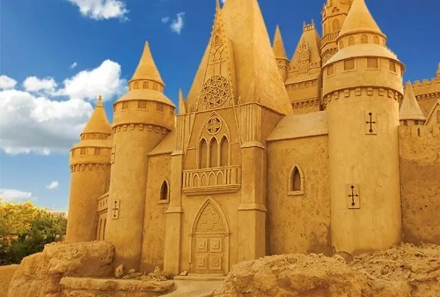 Lägenhet Lazur - 10min Walk To By Bulgarianhomes