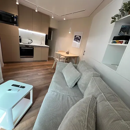 Lazur - 10min Walk To Apartment *