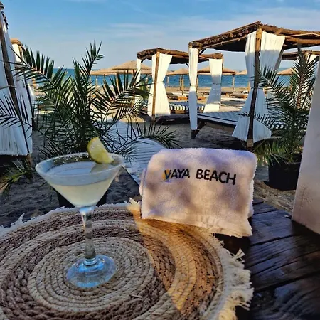 아파트 Lazur - 10min Walk To