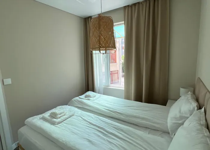 Apartament Lazur - 10min Walk To By Bulgarianhomes *